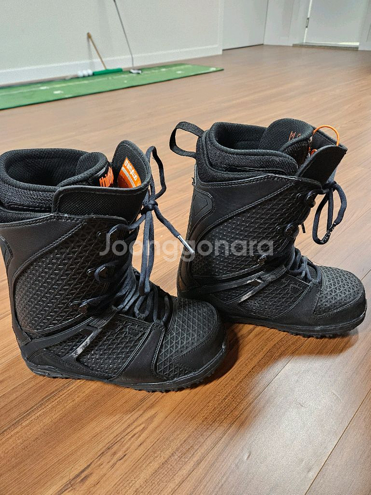 [5.5만원]써리투부츠 260판매합니다.--1