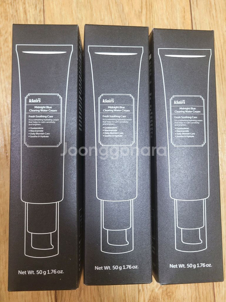 클레어스 미드나잇 블루 워터 크림 50g 3개 팝니다.--0