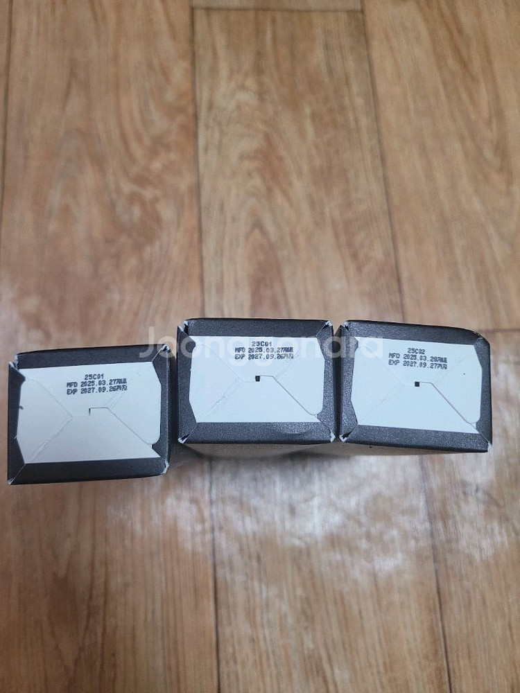 클레어스 미드나잇 블루 워터 크림 50g 3개 팝니다.--2