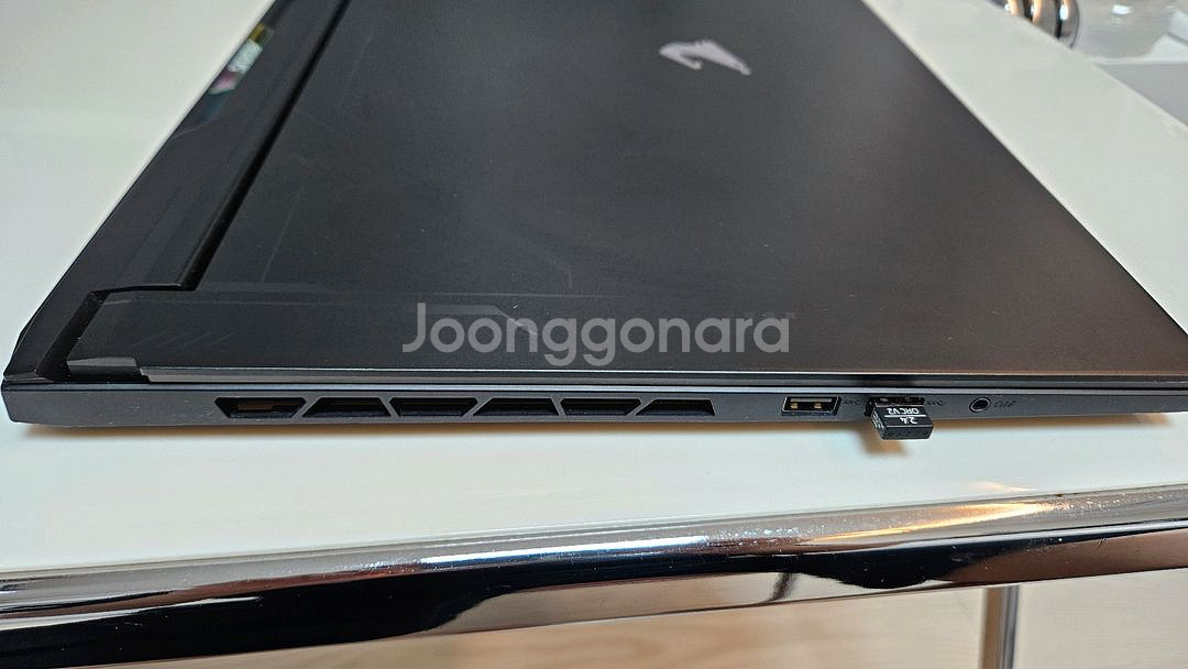 기가바이트 어로스 17x gtx4090 14900hx--3
