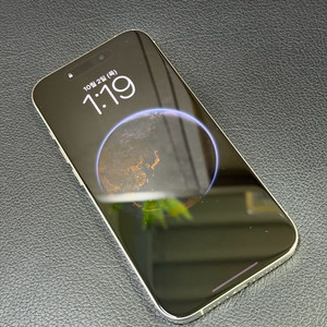 아이폰 15 Pro 256GB 화이트 티타늄 SS급
