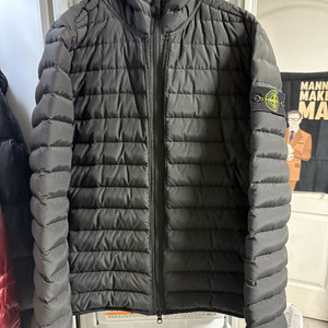 스톤아일랜드 경량패딩 후드 XXL