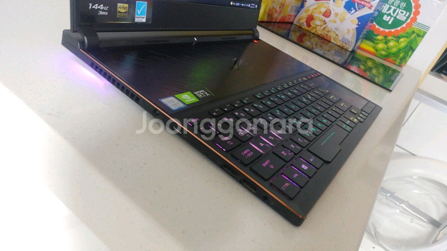 아수스 제피러스S 울트라 슬림 게이밍/RTX2070--0