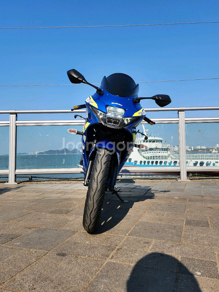 스즈키 GSXR125--0