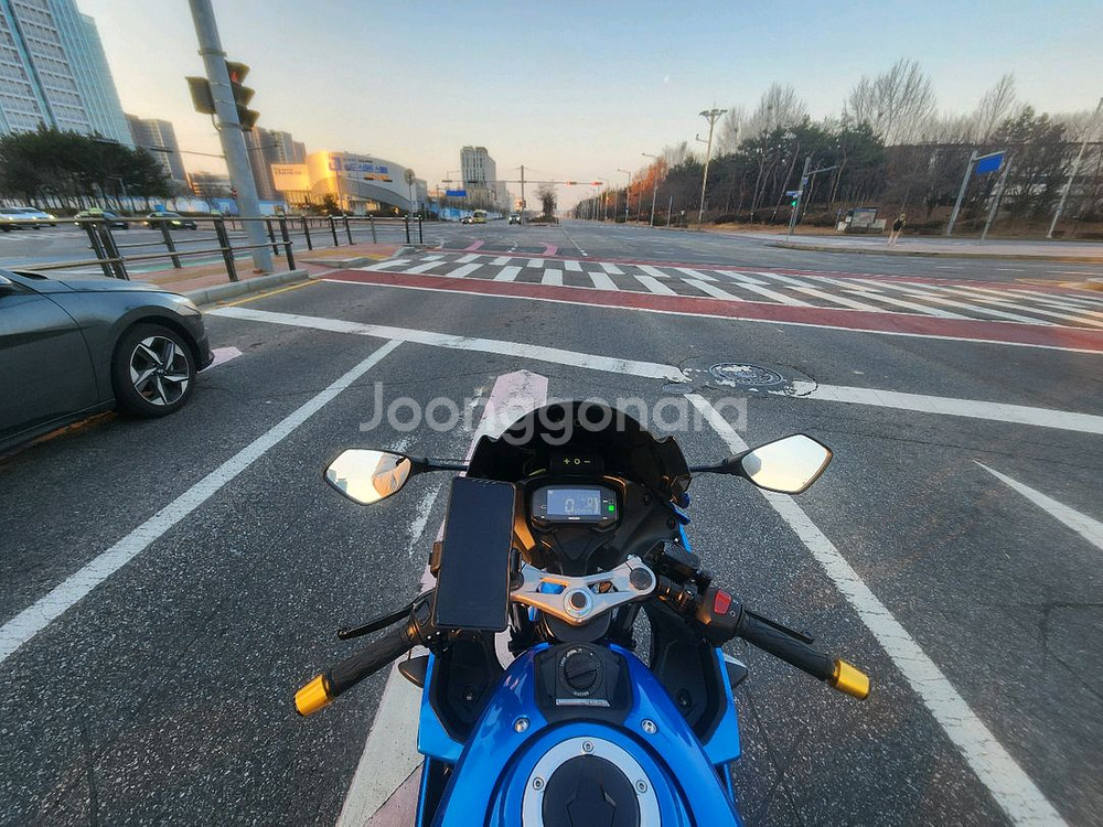 스즈키 GSXR125--1