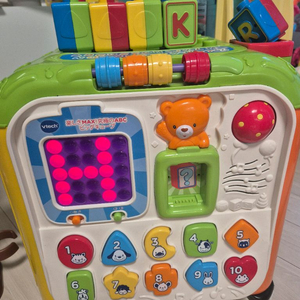 브이텍 얼티밋 알파벳 액티비티 큐브