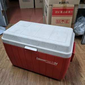 콜맨 아이스박스 54L 대용량