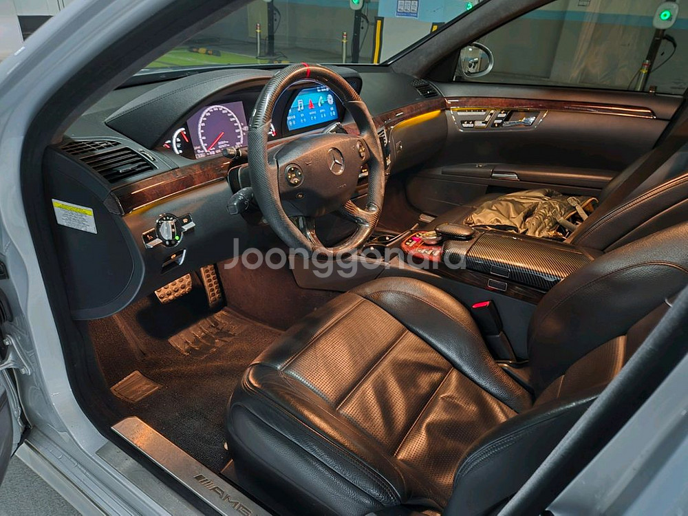 소장가치 S63 amg 자연흡기 순정 정식수입 대차가능--2
