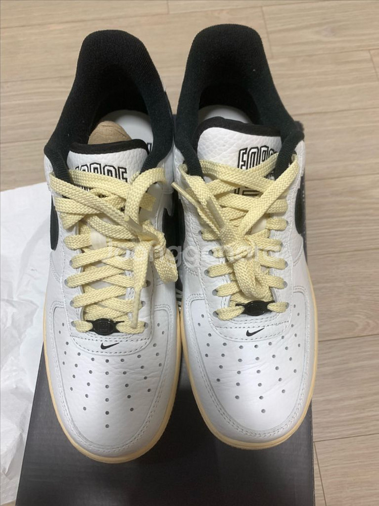 나이키 에어포스1 lx 07 255--0