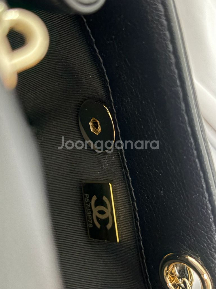 샤넬미니듀마백팩 새상품--4
