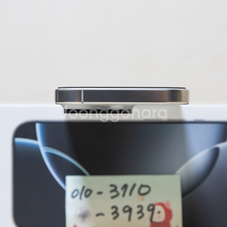 홍콩판 아이폰16프로 화이트 128GB 팝니다. (카--6