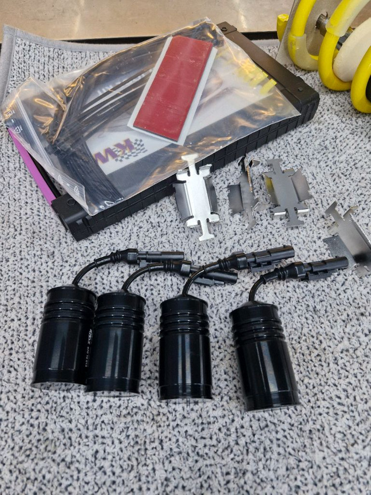 x6m kw v4 서스 팝니다--1