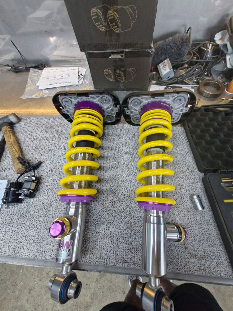 x6m kw v4 서스 팝니다--2