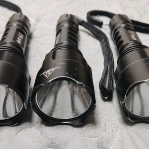 xml-u2 hk-8019 led 손전등