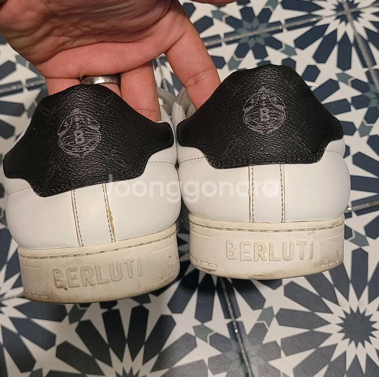 벨루티 스니커즈--5