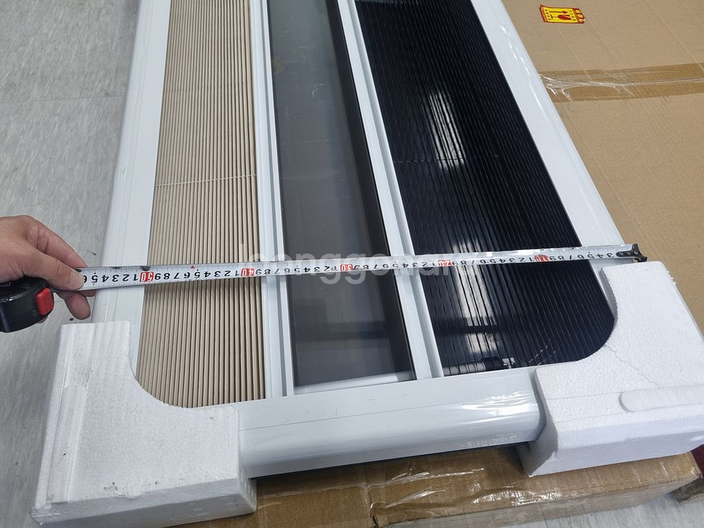 (새제품) 캠핑카창문(알미늄사각) 1200X500, 2--3