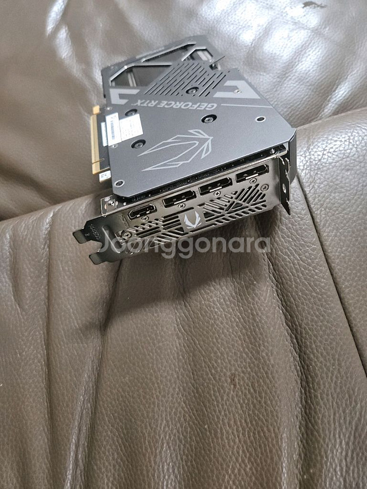 [ZOTAC] GAMING RTX 5060 Ti 16--9