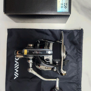 다이와 토너먼트 이소 5500릴