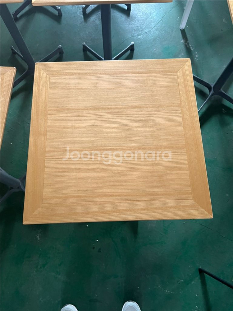 중고테이블 5개 개당 25000원 팝니다--1