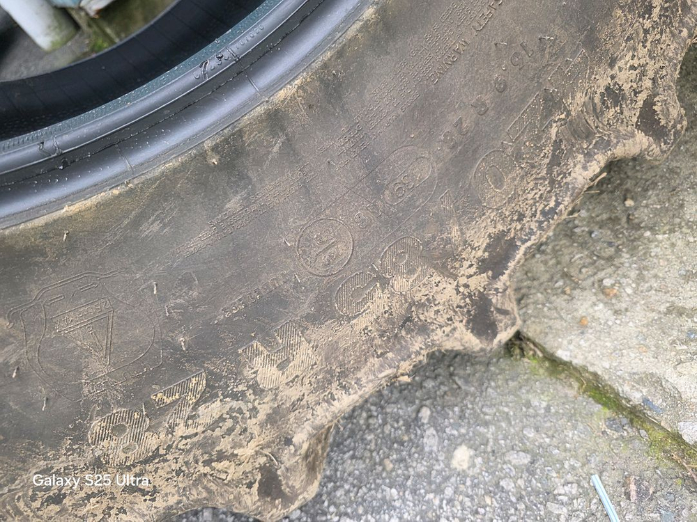 미타스 420/85R28 중고 트랙터타이어 이미지