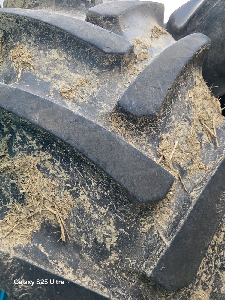 미타스 420/85R28 중고 트랙터타이어 이미지