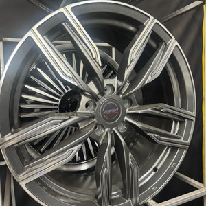 19인치 pcd 114.3 새휠 1대분판매합니다