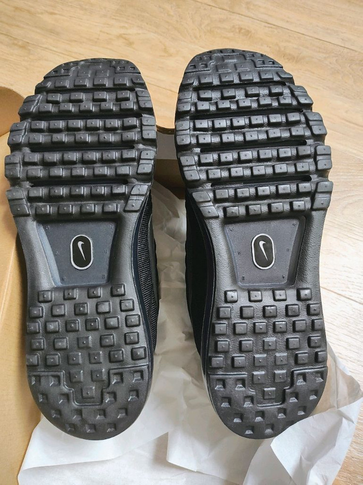 나이키 에어맥스 2017 블랙 280(새제품--9