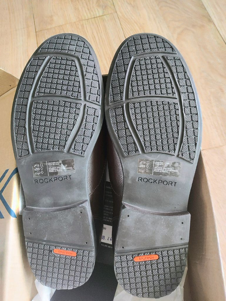 락포트 남성구두 페니로퍼 (8W)운동화기준 270새제품--9