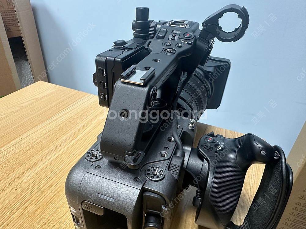 소니 Fx6 와 FE PZ 28-135mm f4 렌즈--5