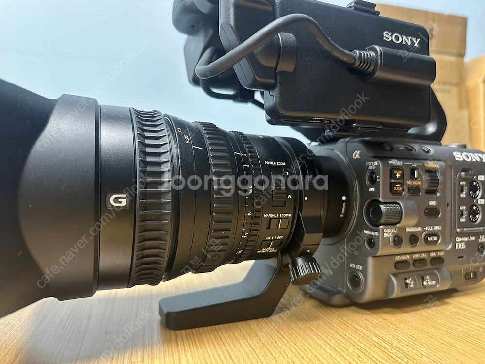 소니 Fx6 와 FE PZ 28-135mm f4 렌즈--3