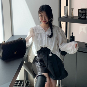 바이씨니 제작 방울 레이스 블라우스 아이보리F 새상품