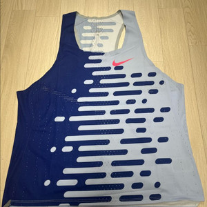 나이키 에어로스위프트 싱글렛 L