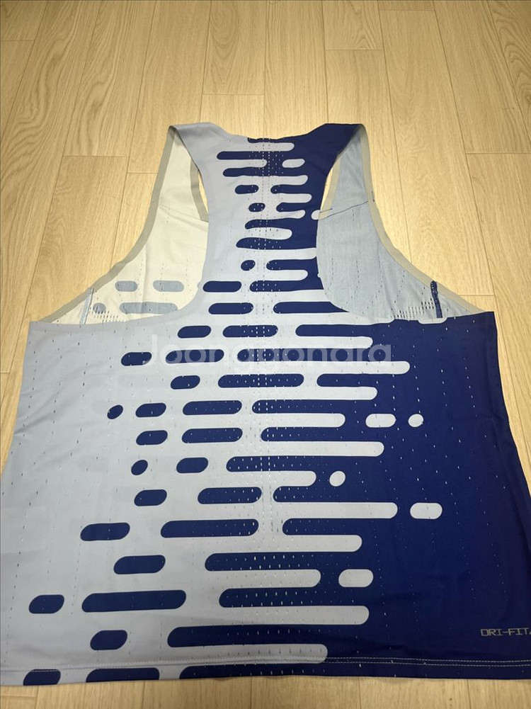 나이키 에어로스위프트 싱글렛 L--1