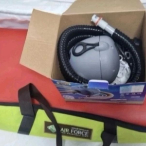 에어포스 에어매트+펌프 팝니다