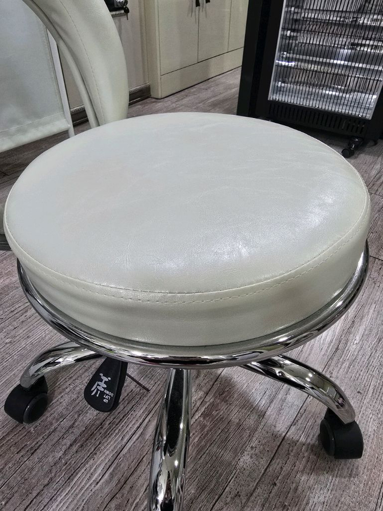윈택 패디시술의자 이미지