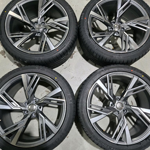 20인치 아우디 rs6 st 휠타이어세트