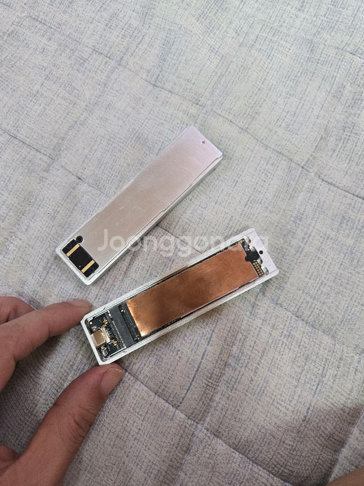 리뷰안 SSD NX2300 1TB + 케이스 민트급--5