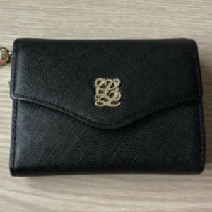 루이까또즈 반지갑