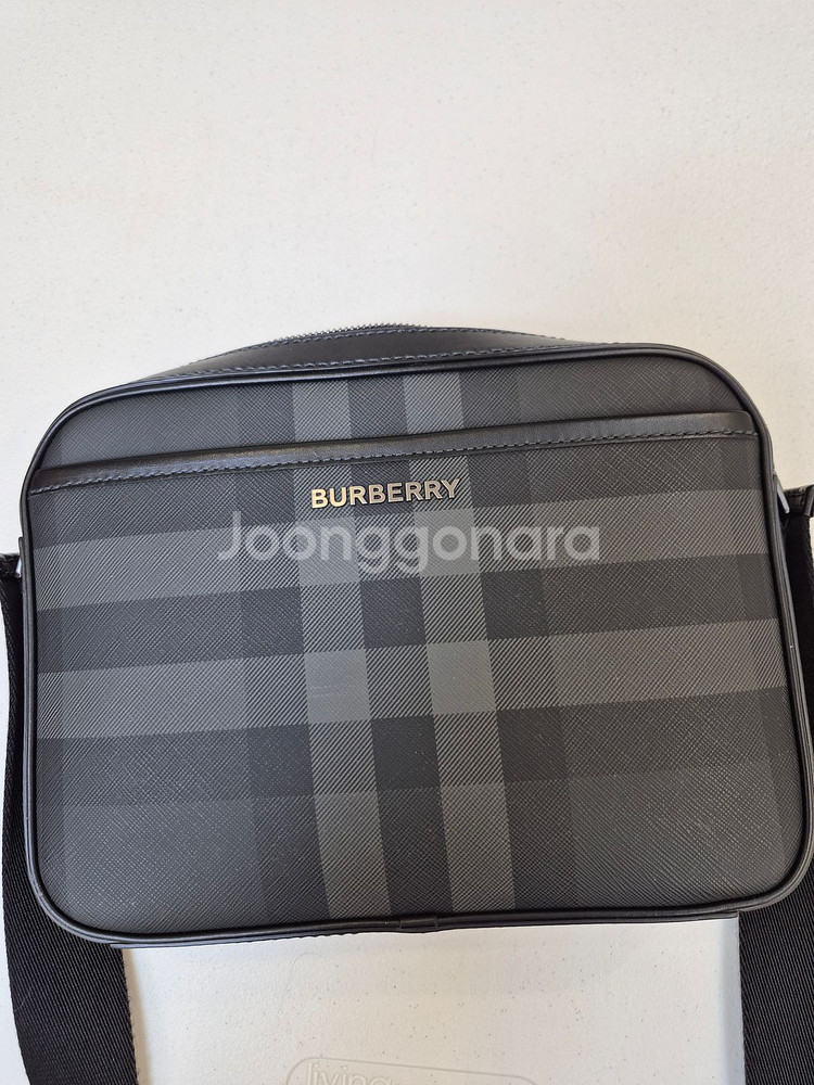 버버리 머스웰 남성크로스백--5