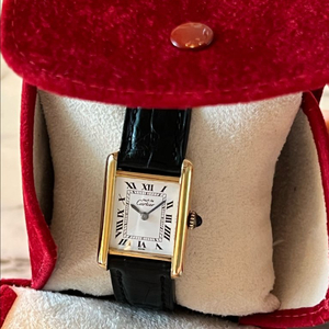 까르띠에 머스트탱크 시계(스몰) | Cartier 이미지