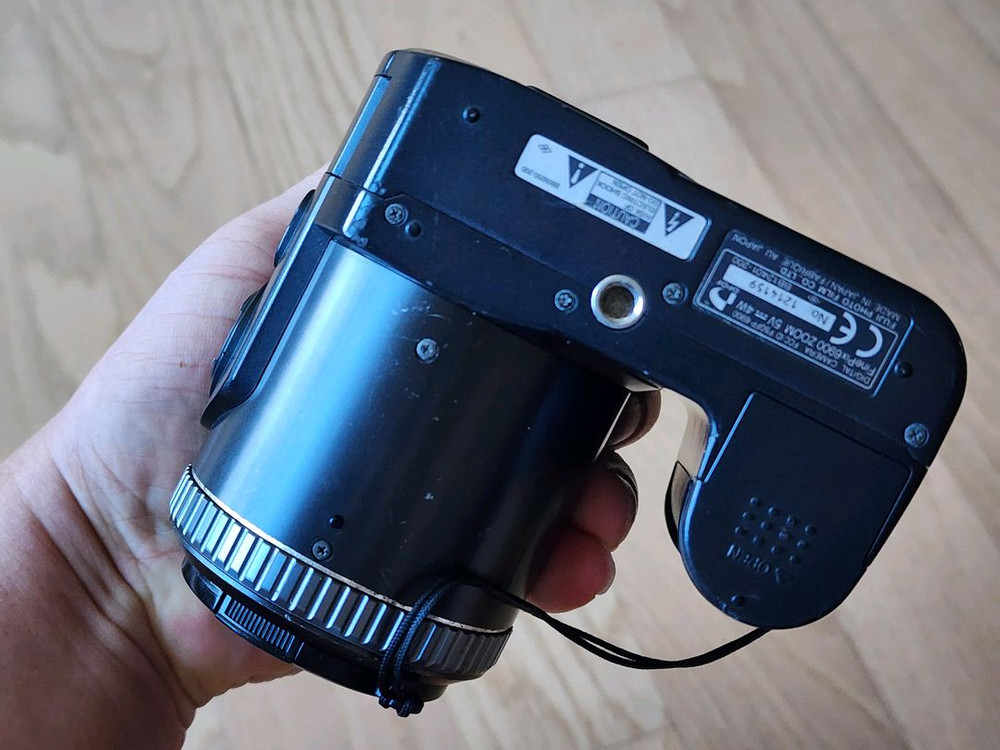 레트로 똑딱이 후지 FinePix 6900Zoom 이미지