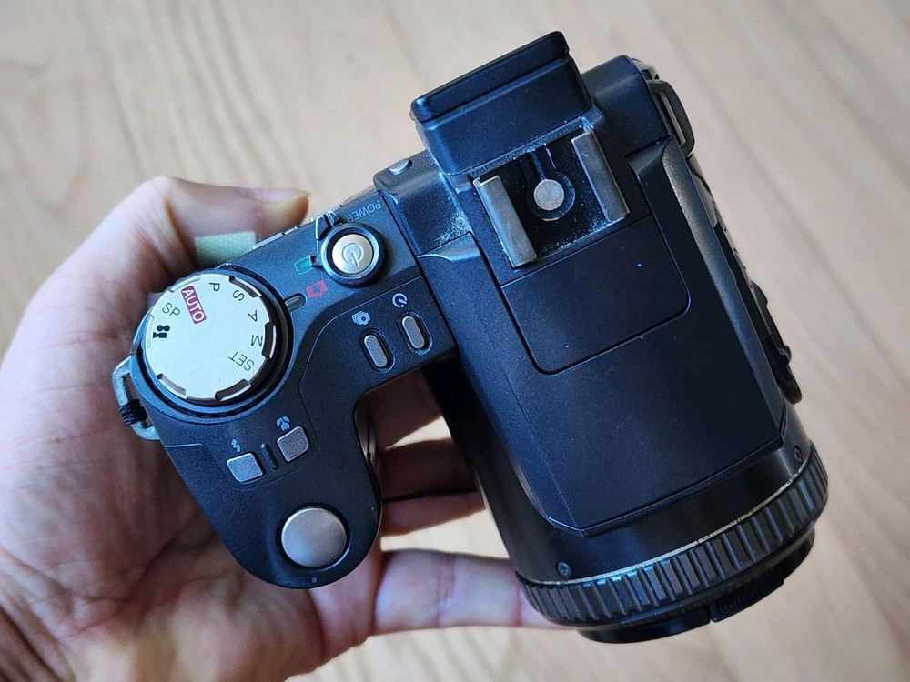 레트로 똑딱이 후지 FinePix 6900Zoom 이미지