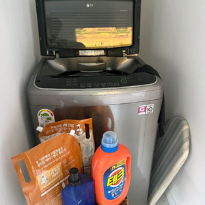 LG 통돌이 세탁기 16kg 대용량 / 에너지 효율 1