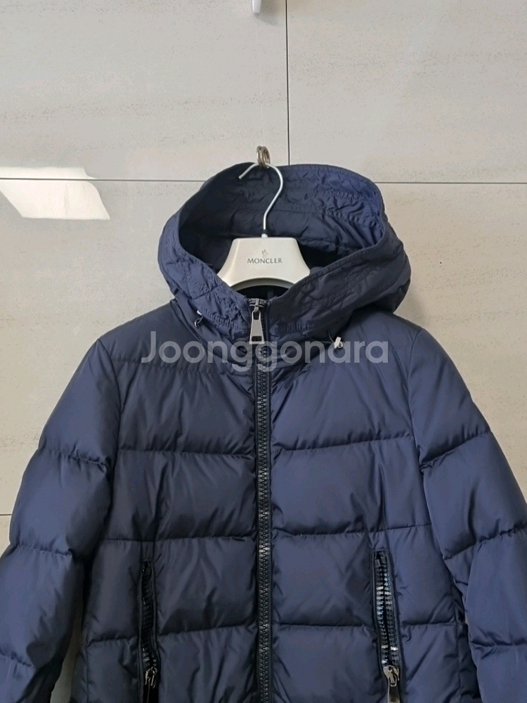 몽클레어NESEA(네세아) 패딩 새상품--1