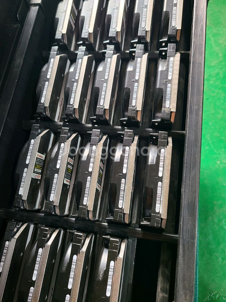 HDD 매입 8TB 10TB 12TB 14TB 16TB--0