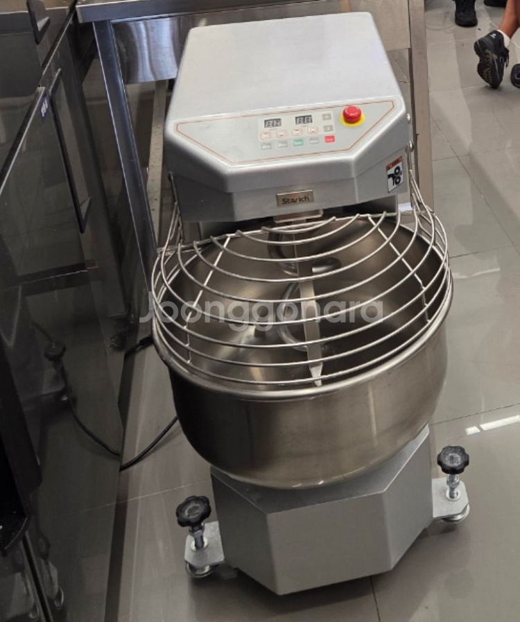 스파이럴 반죽기 30L 신품급--0