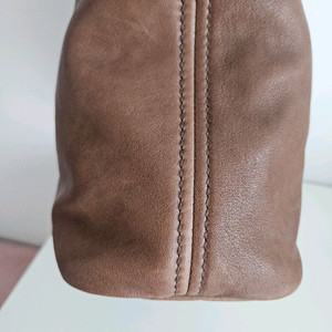 미우미우 나파 큰사이즈