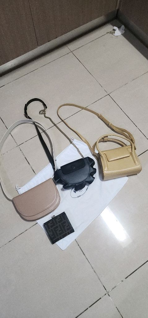 엘바테게브 미니 숄더백 이미지