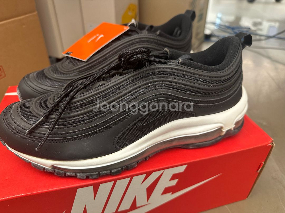 Nike W Air Max 97 / 새제품/265--4
