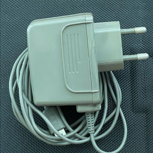 닌텐도 DS Lite 충전기